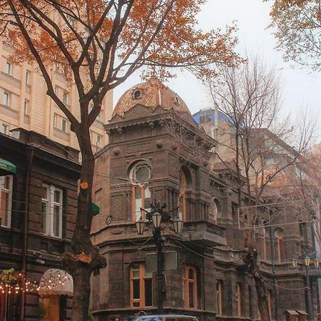 Downtown Inn Ереван Экстерьер фото